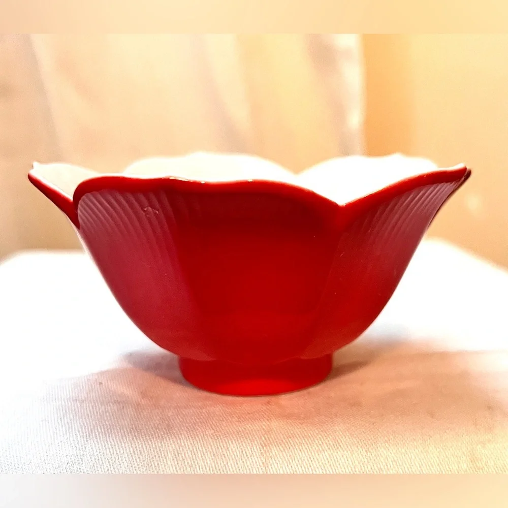 Rare Vtg MCM Japanese Porcelain Lotus Bowls Primary Colors Set of 4 Rare Mint